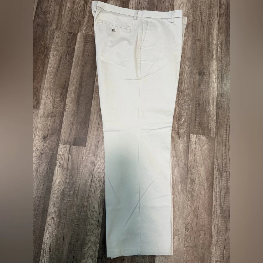 Dockers Straight Fit‎ Khakis